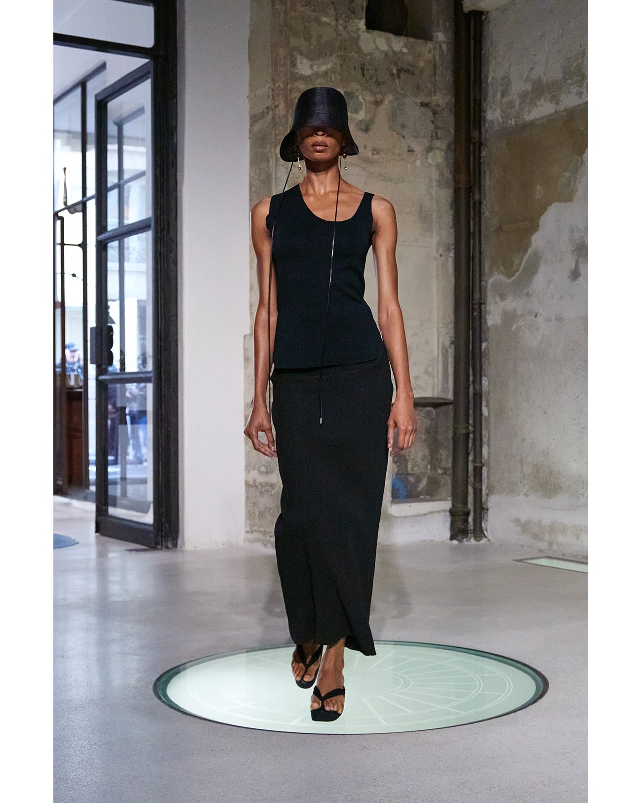 Wave Pleats Skirt - black