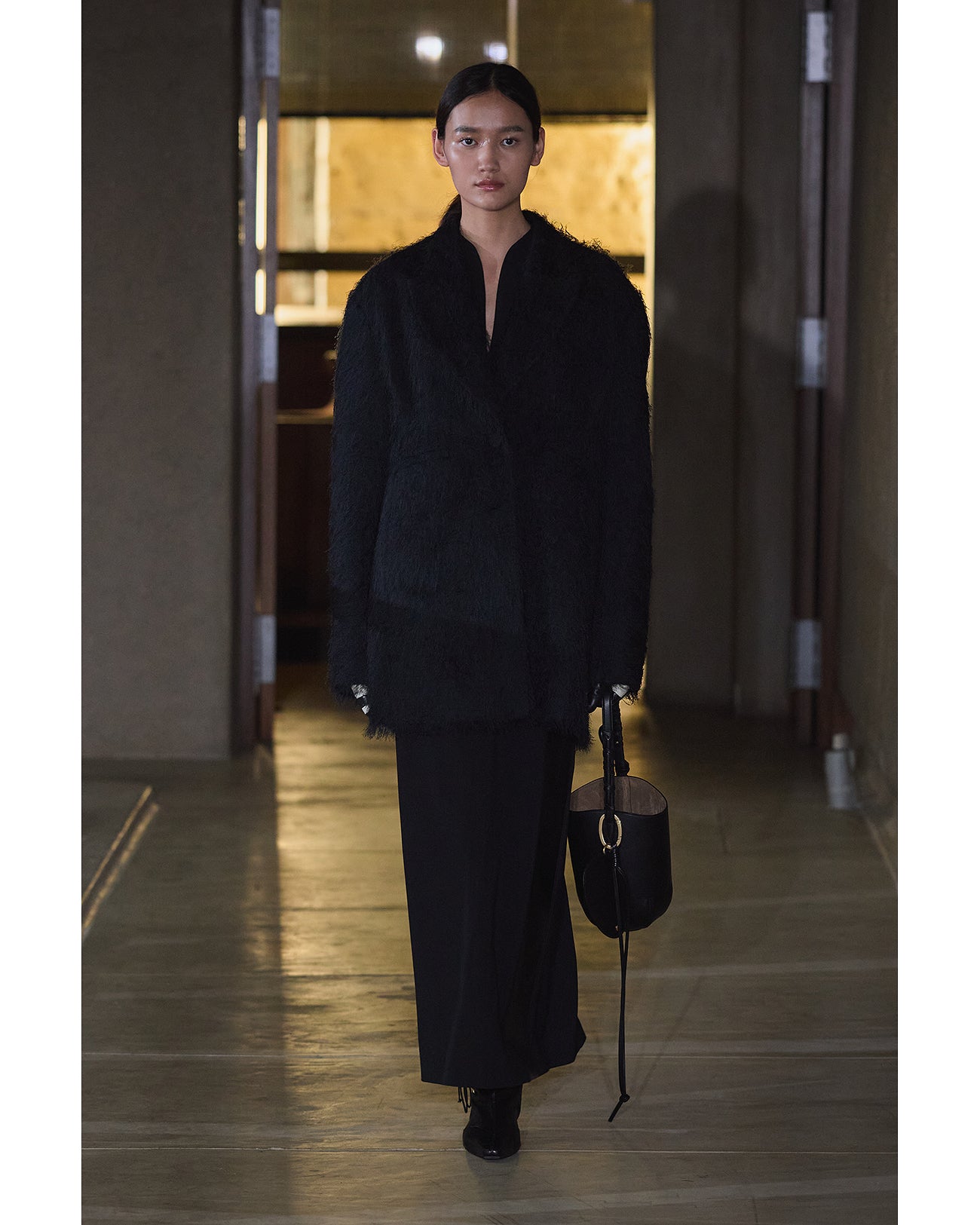 Small Mayu Bucket Bag - black - Mame Kurogouchi