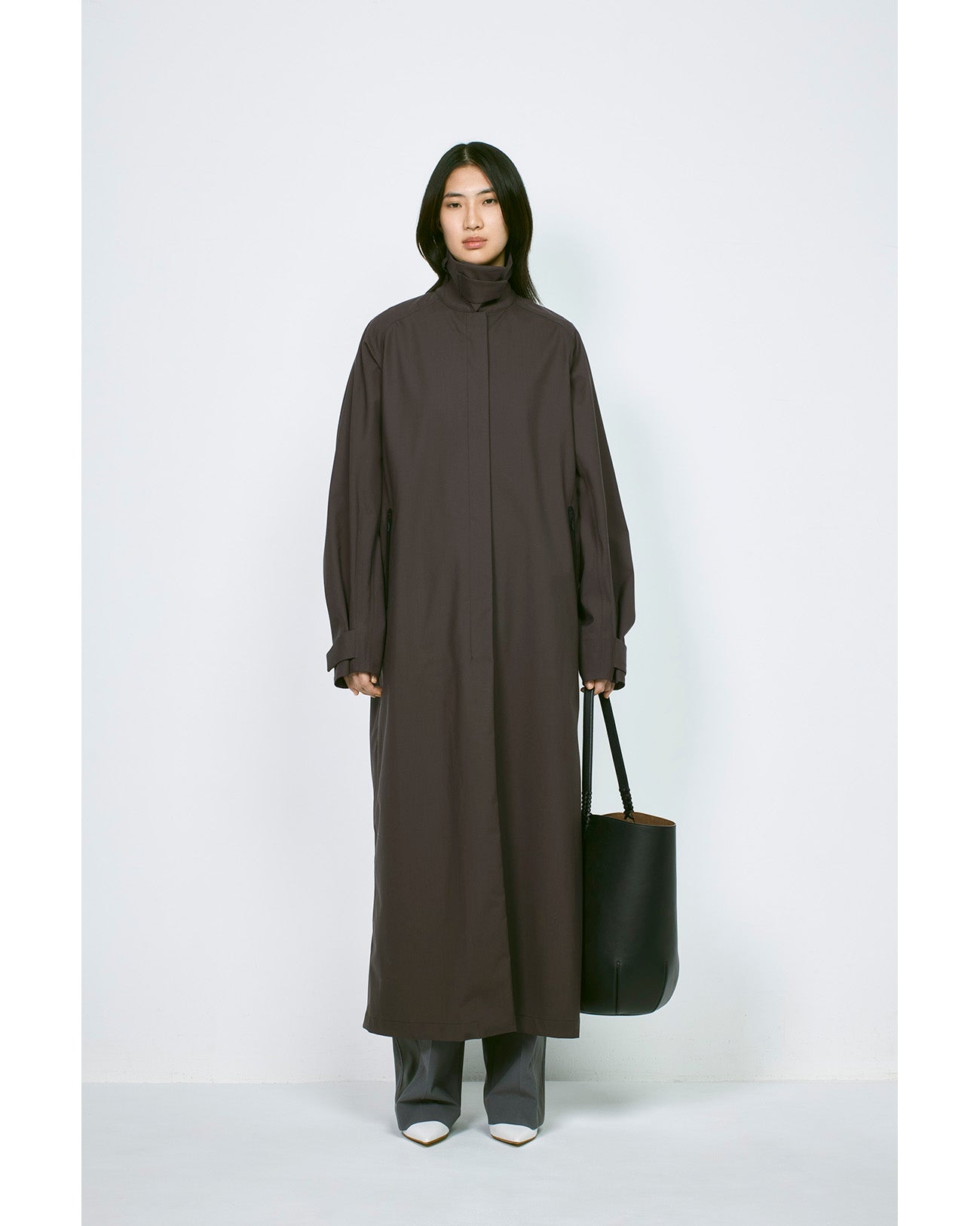 Large Mayu Bucket Bag - black - Mame Kurogouchi