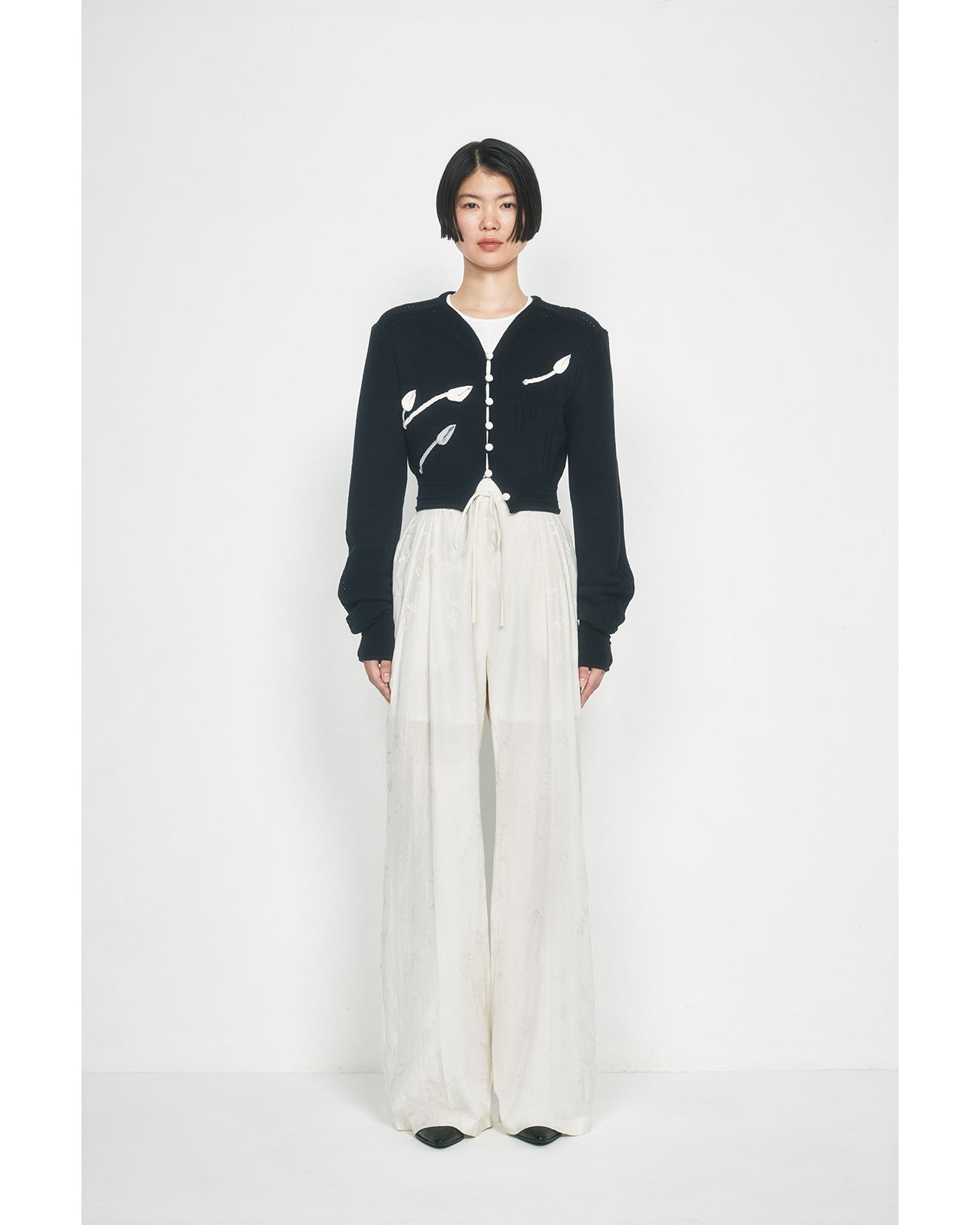 3D Floral Motif Knit Cardigan - ecru - Mame Kurogouchi