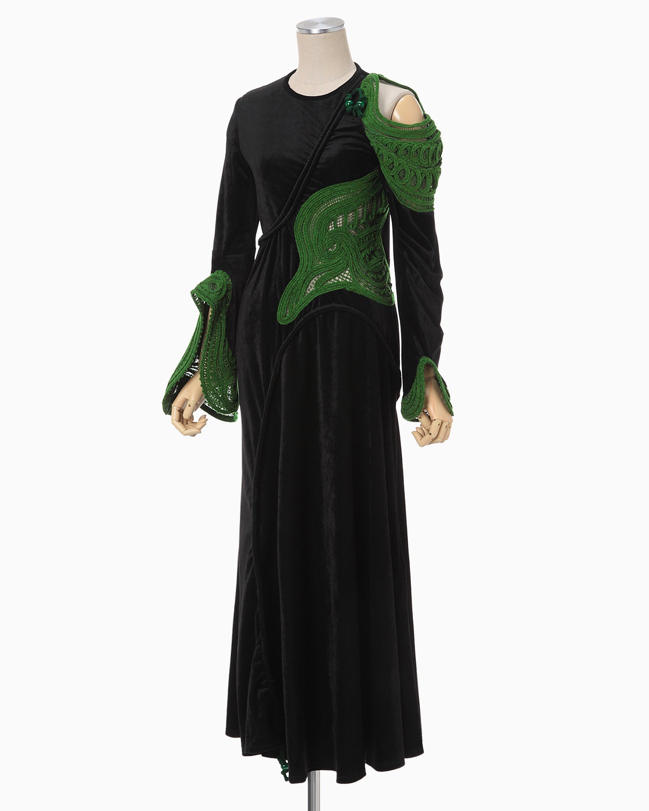 Cord Embroidery Velvet Jersey Long Dress black Mame Kurogouchi マメ クロゴウチ・Mame Kurogouchi ネットドレス 状態SS ロングガウン トップス ロング丈 ナイロン レーヨン ゴールド MM20SS KN066 サイズ1 GF3007