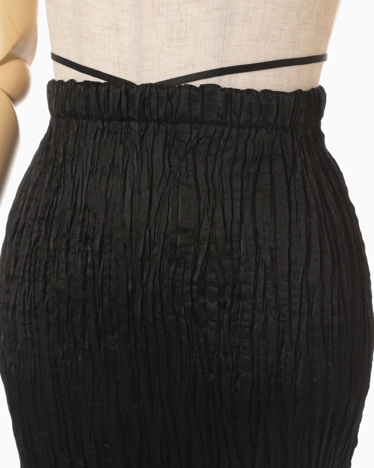 Wrinkle Pleats I-line Skirt - black