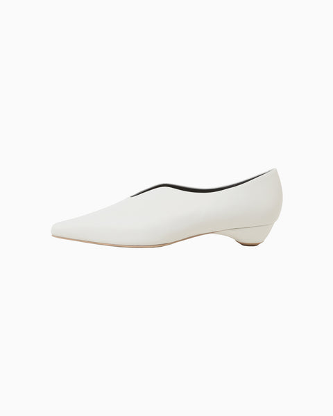 Curved Line Sling Back Calf Heels - white