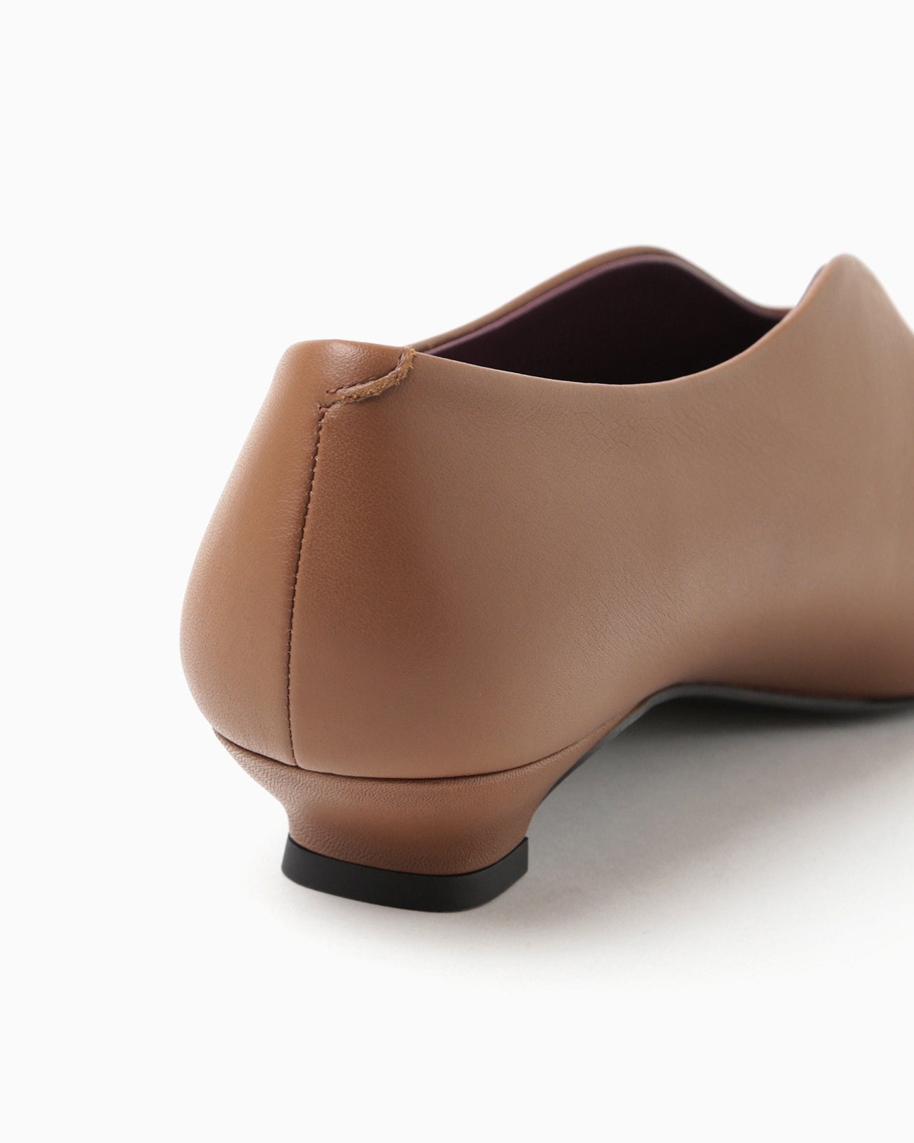 Curved Line Low Heel Slip-on - brown