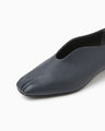 Curved Line Low Heel Slip-on - navy