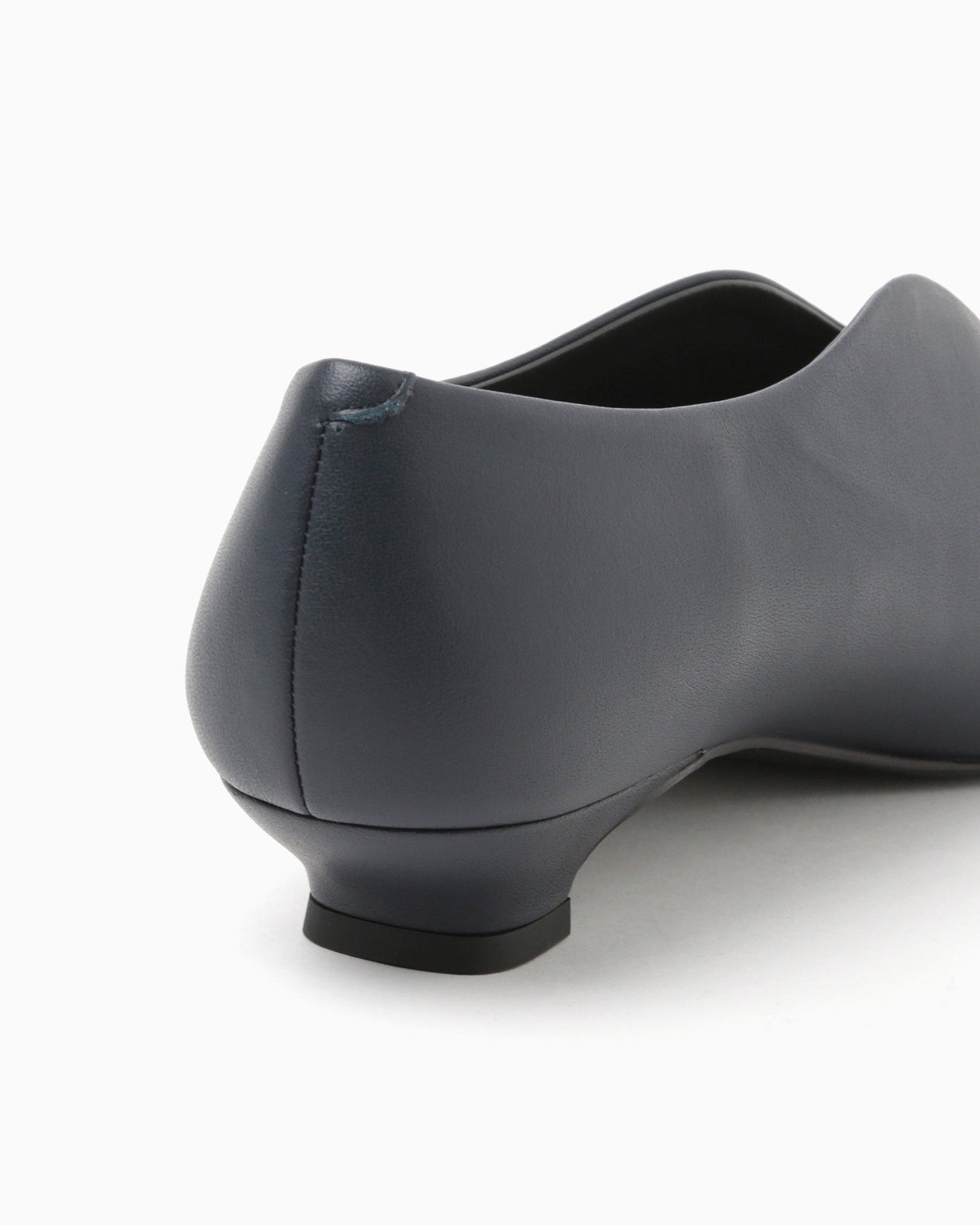 Curved Line Low Heel Slip-on - navy
