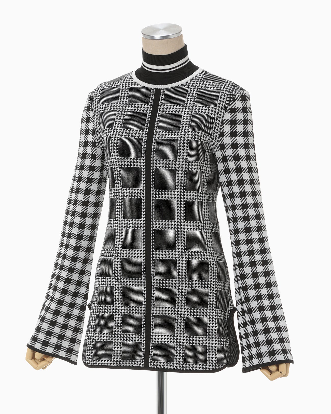 Multi Plaid Geometric Knit Top - black