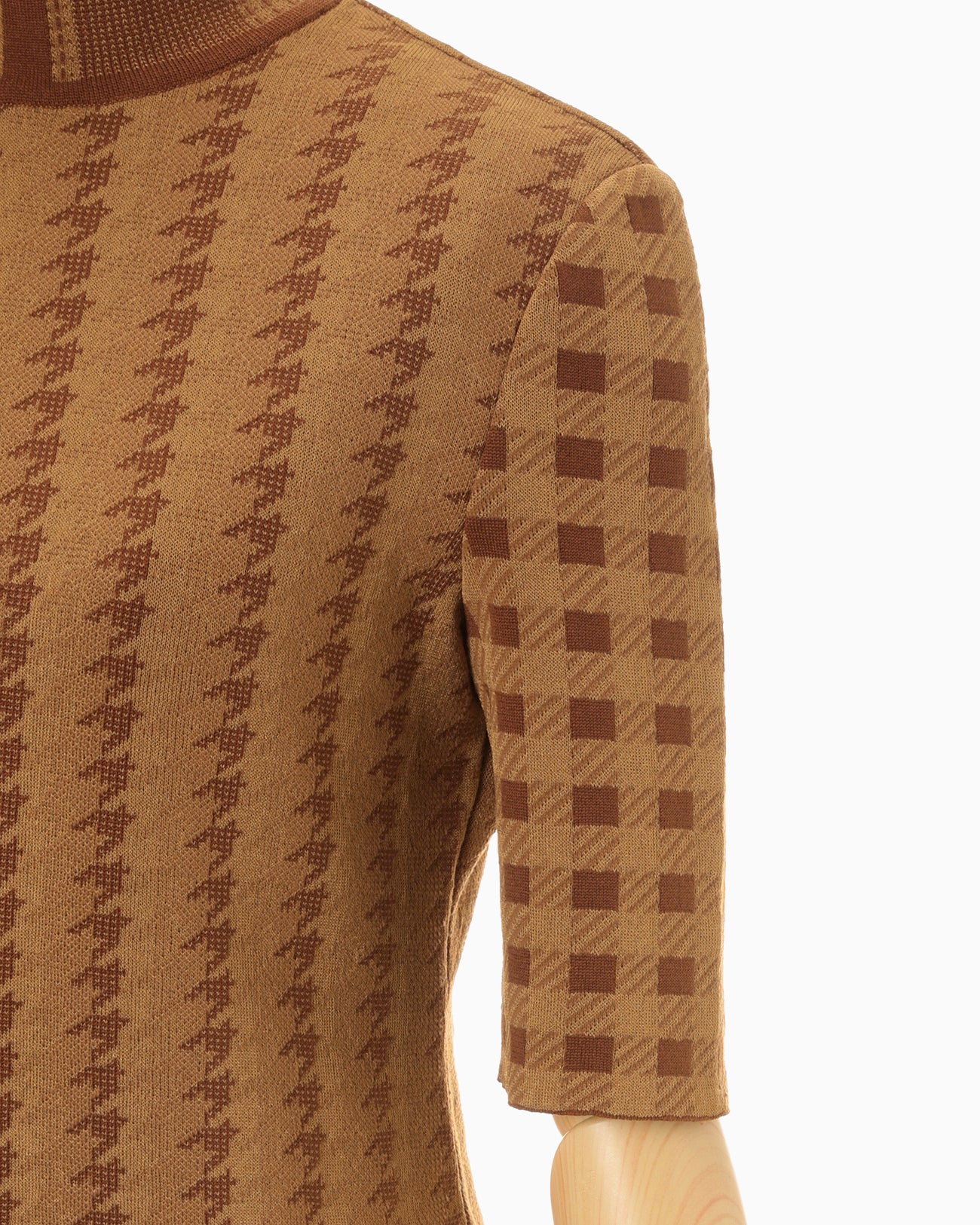 Multi Plaid Geometric Cropped Knit Top - brown