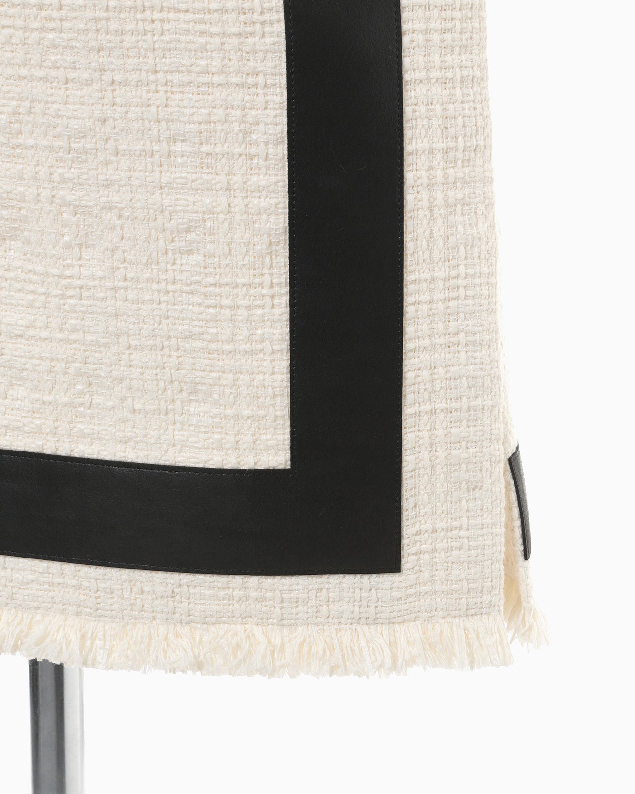 Cracted Tweed Skirt - ecru