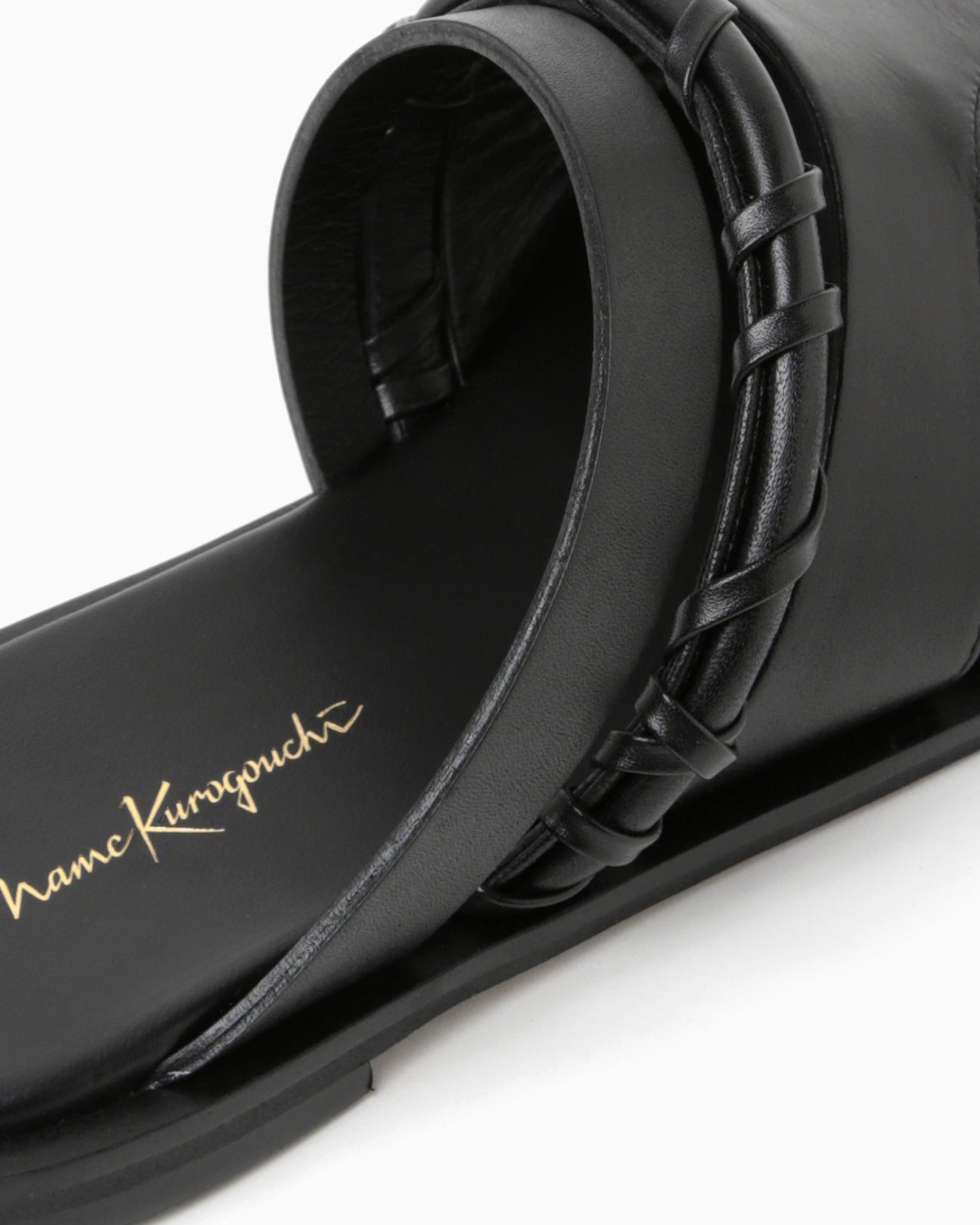 Plait Detailed Leather Sandals - black