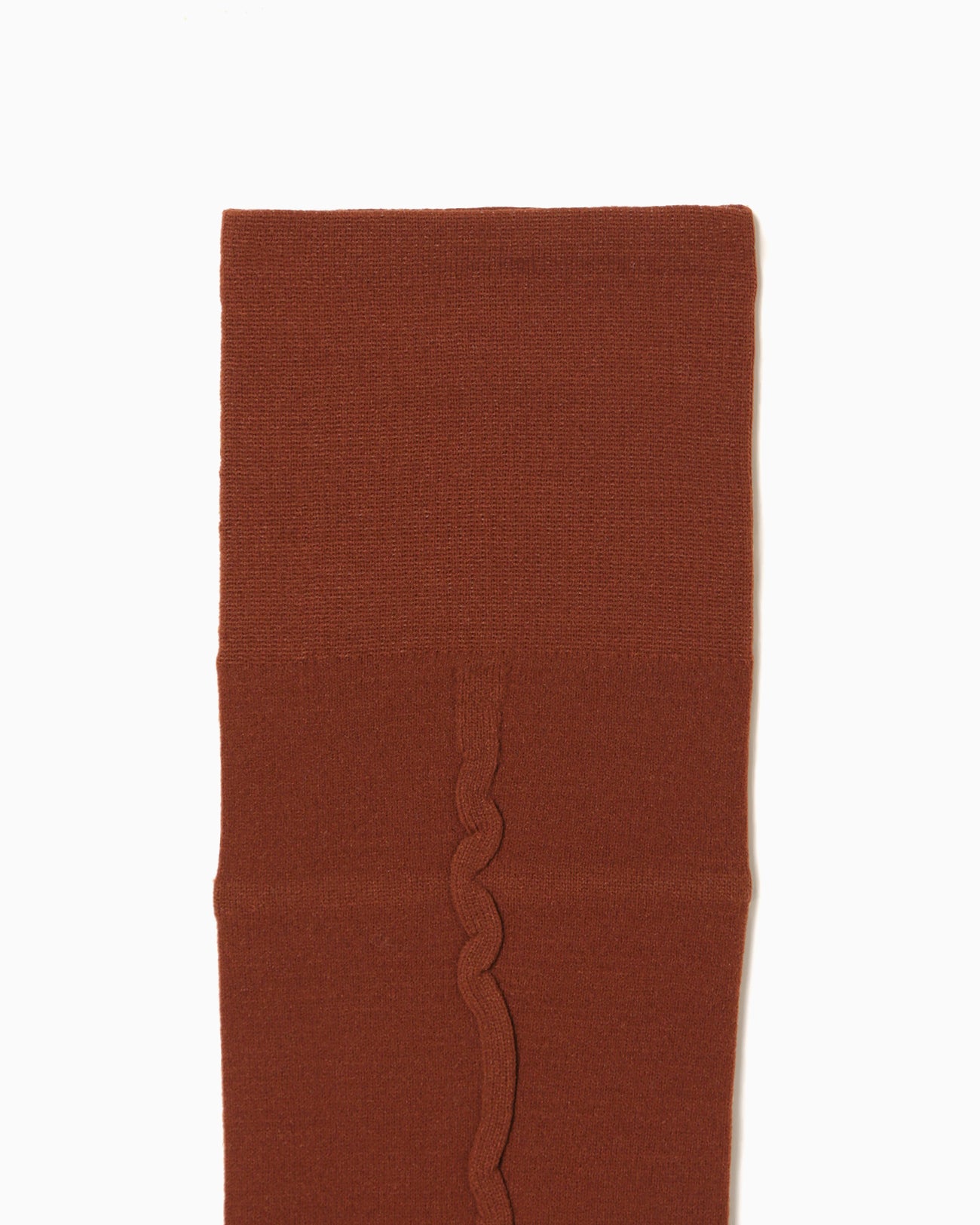 Bamboo Motif Sheer Tabi Socks - brown