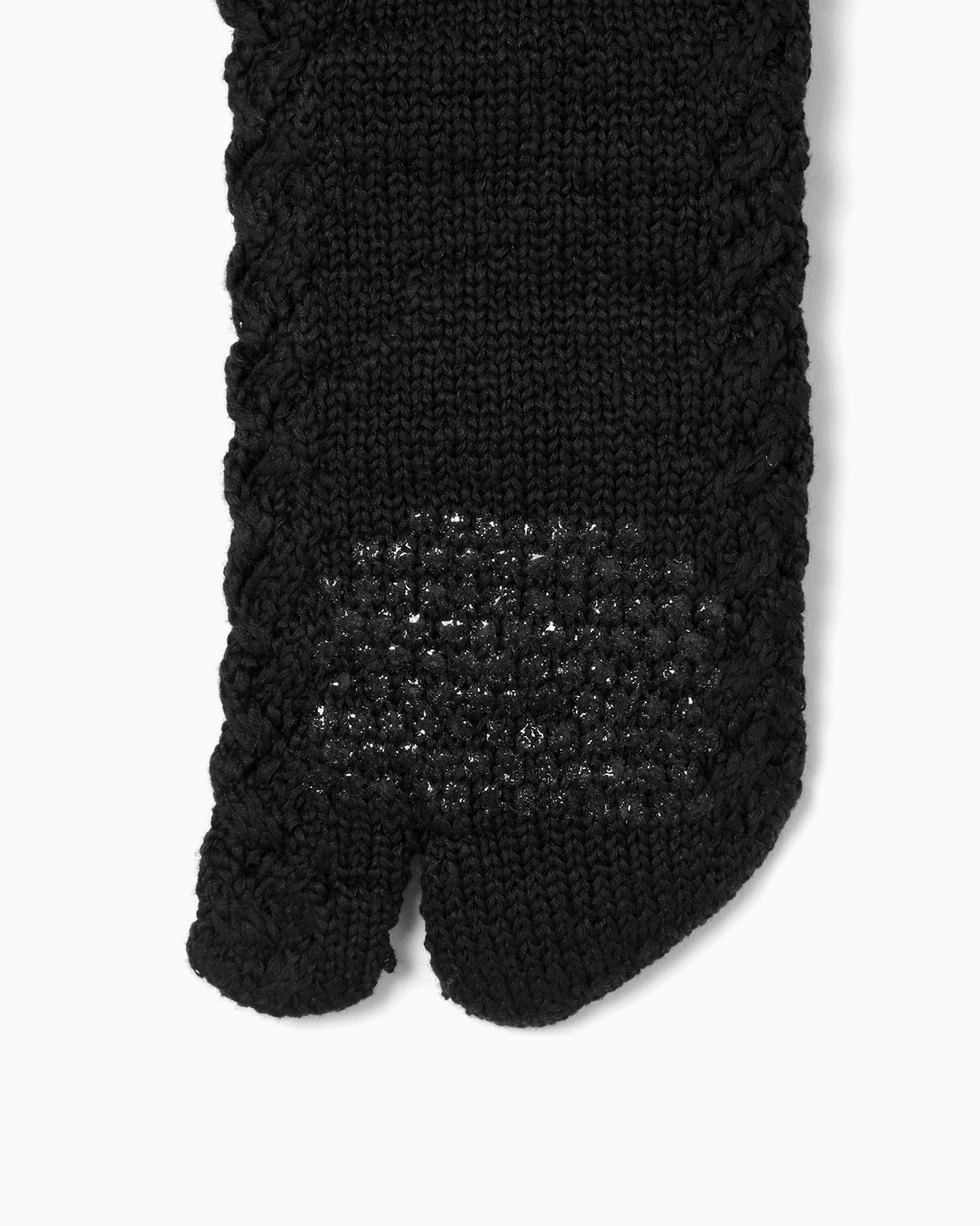 Knitted Tabi Socks - black