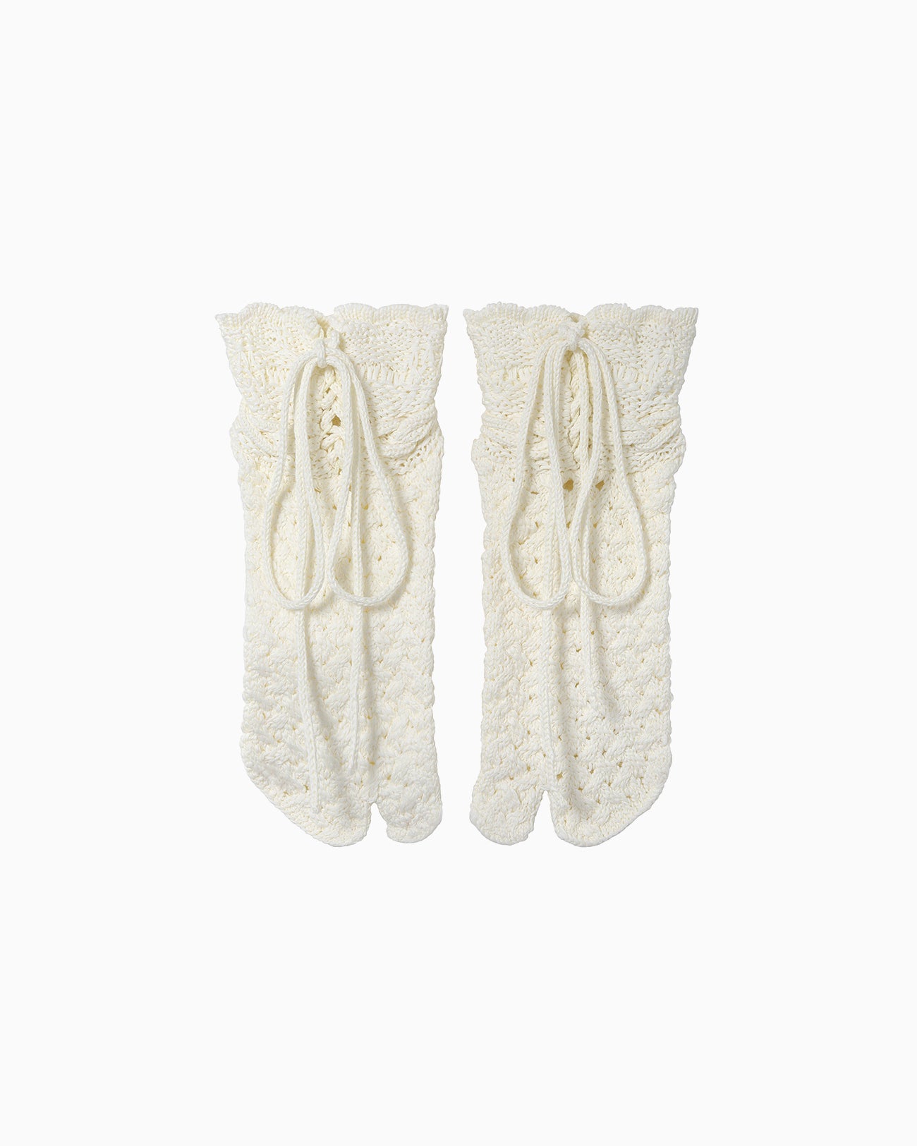 Knitted Tabi Socks - white