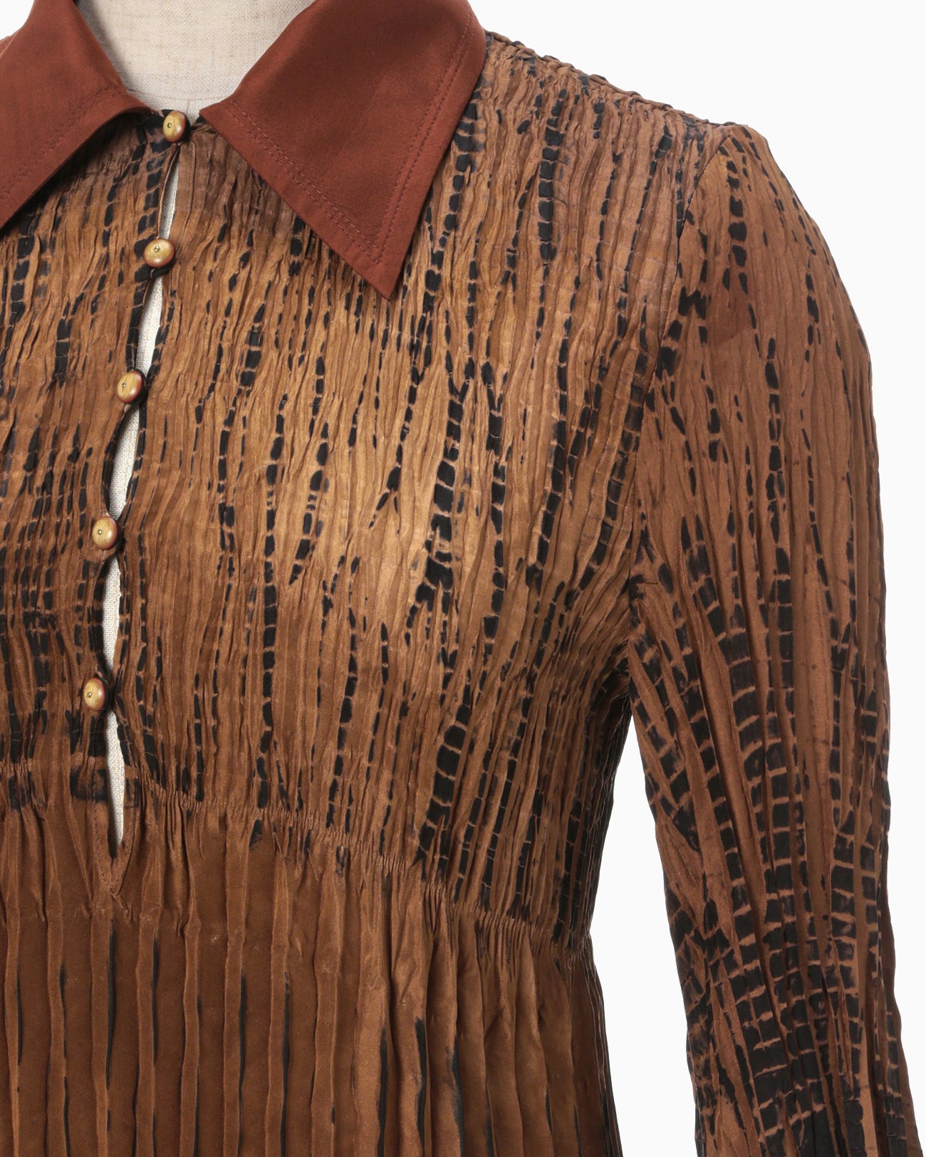 "Arimatsu Shibori" Ombre Dyed Silk Shirt Dress - brown