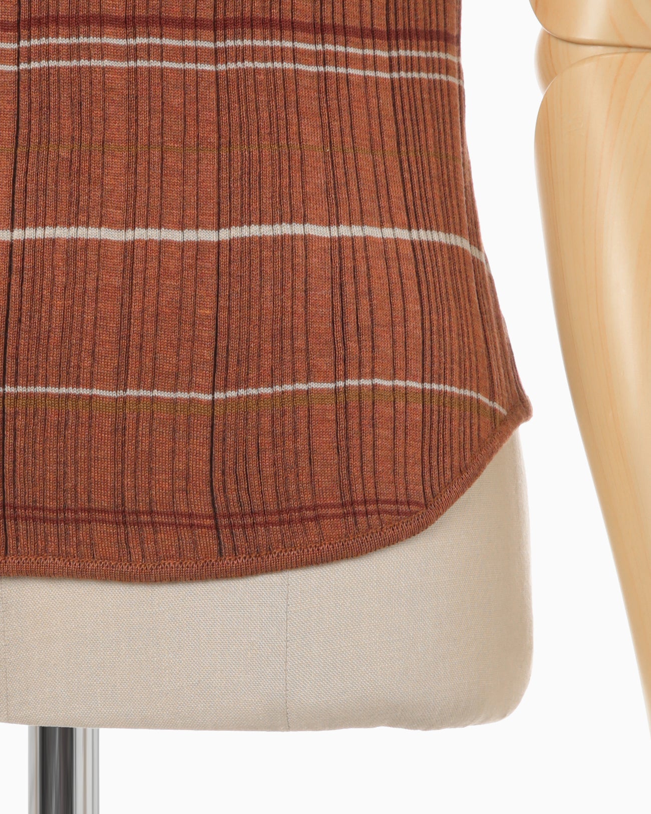 Random Ribbed Plaid Knitted Top - brown
