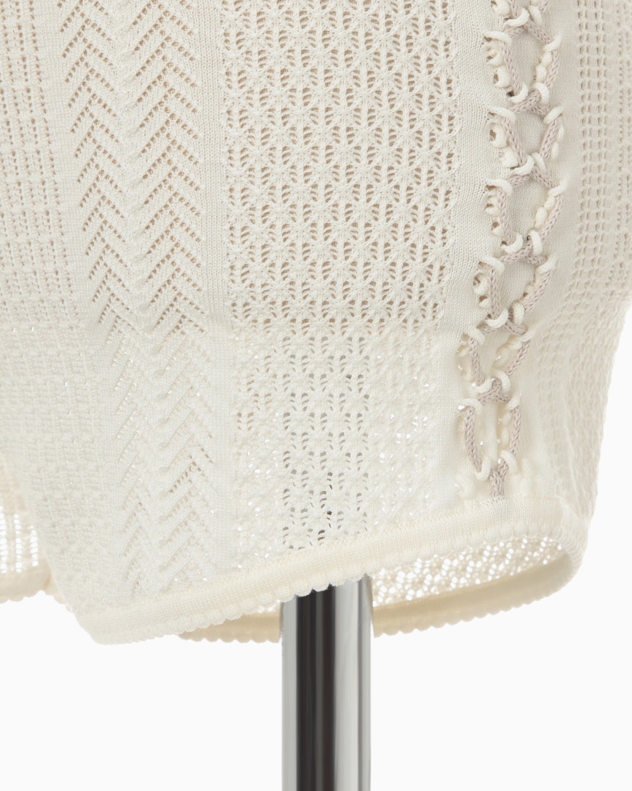 Openwork Lace-up Knitted Shorts - white