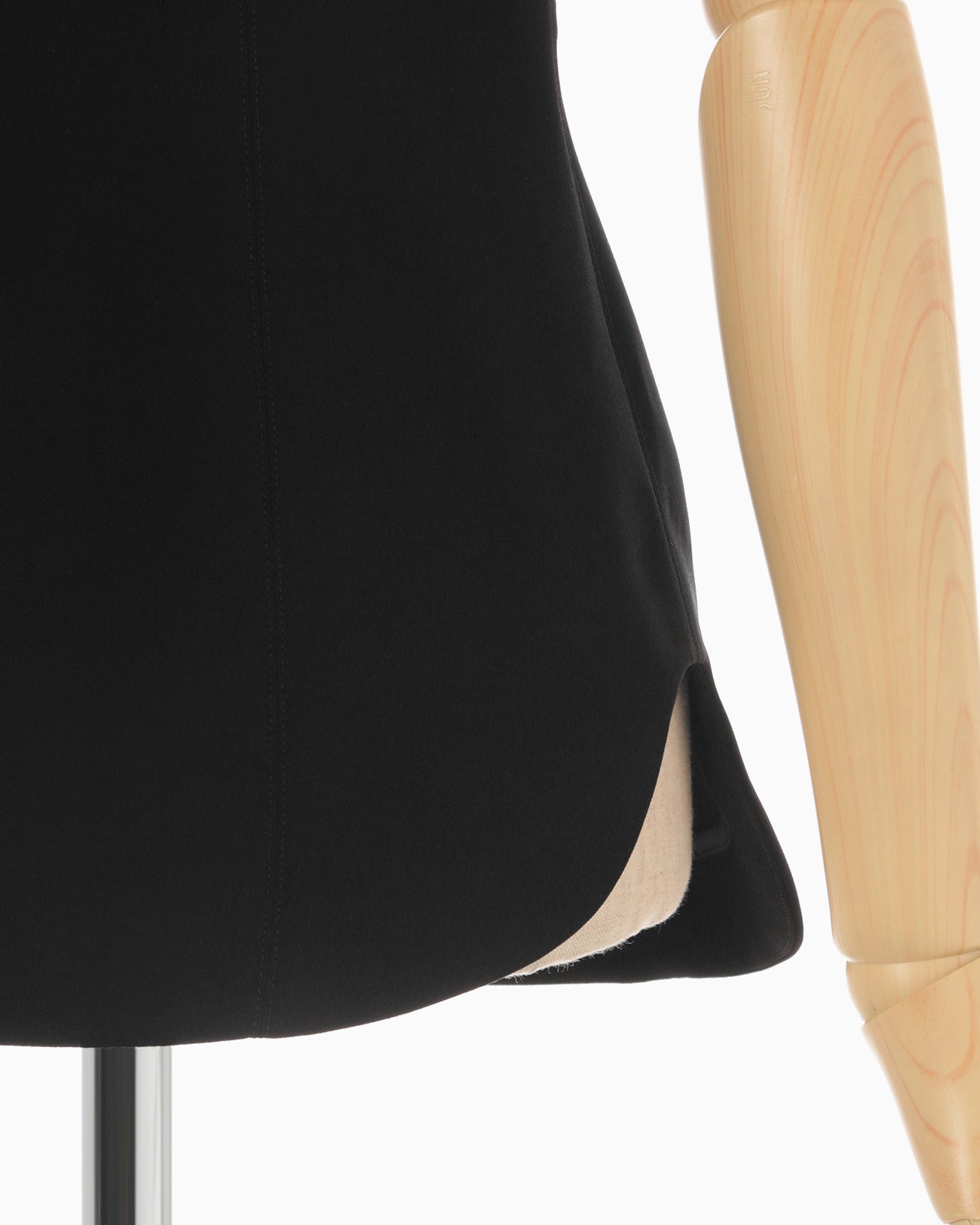 Stretched Triacetate Basket Pattern Top - black