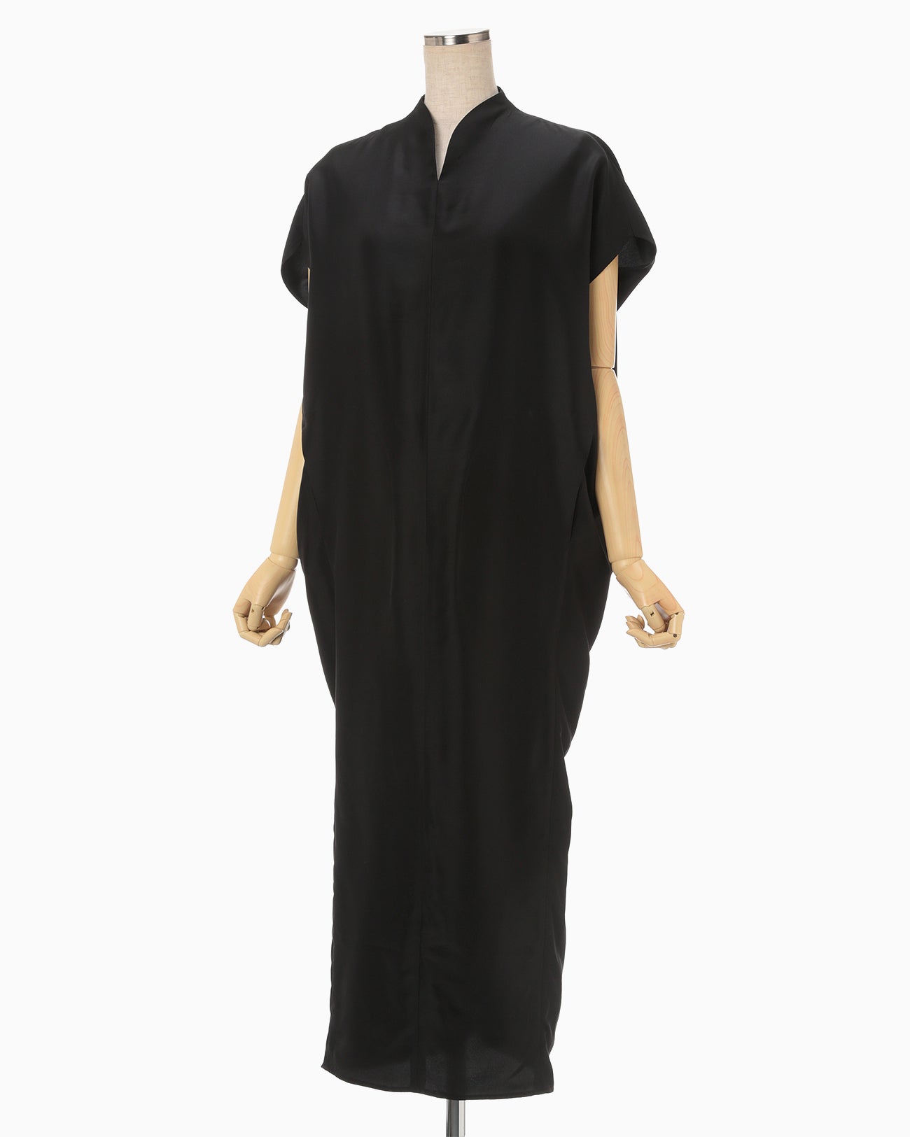 Silk Habutae I-Line Dress - black