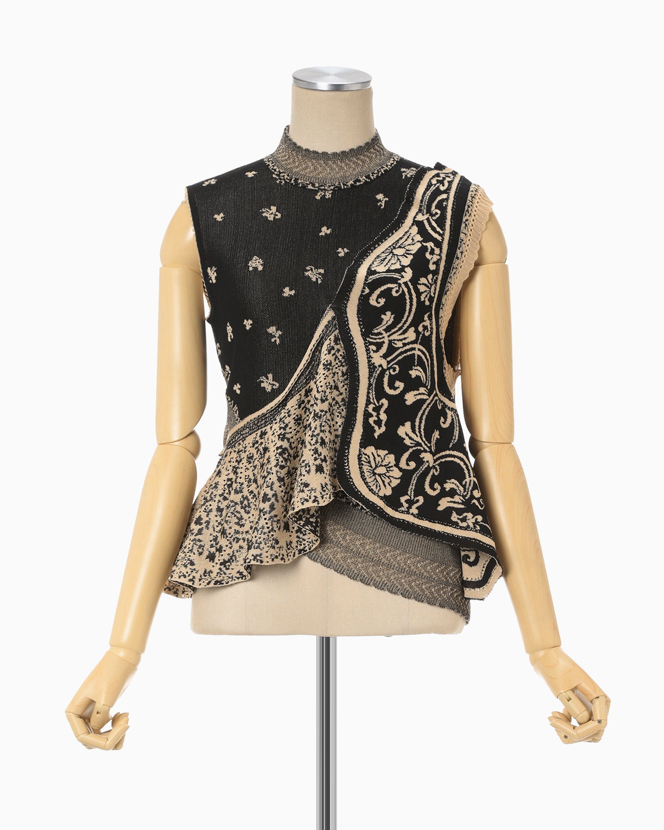 Asymmetric Pattern Knitted Top - black