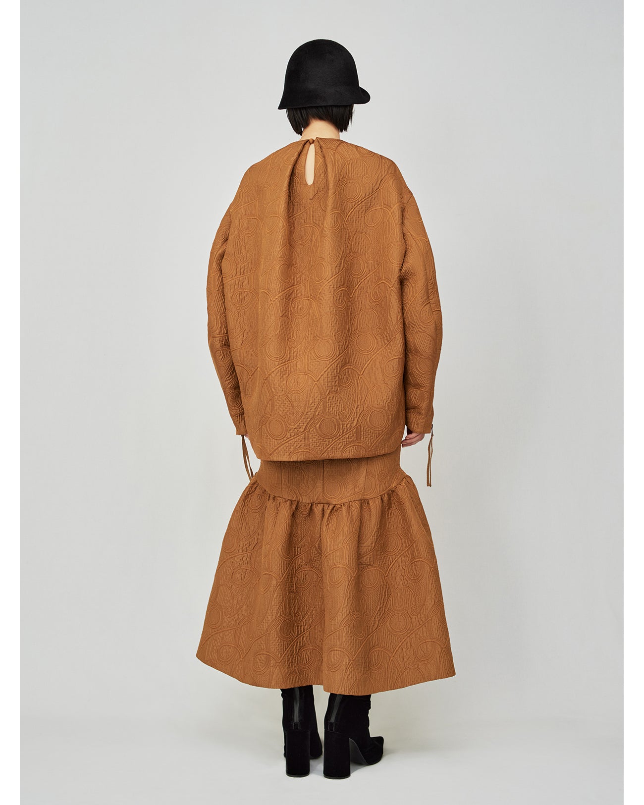 Jomon Arabesque Triple Layer Jacquard Pullover - brown
