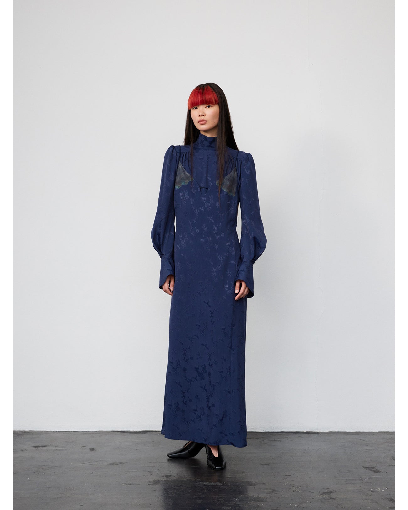 Crane Pattern Jacquard Hand-Dyed Slip Dress - navy