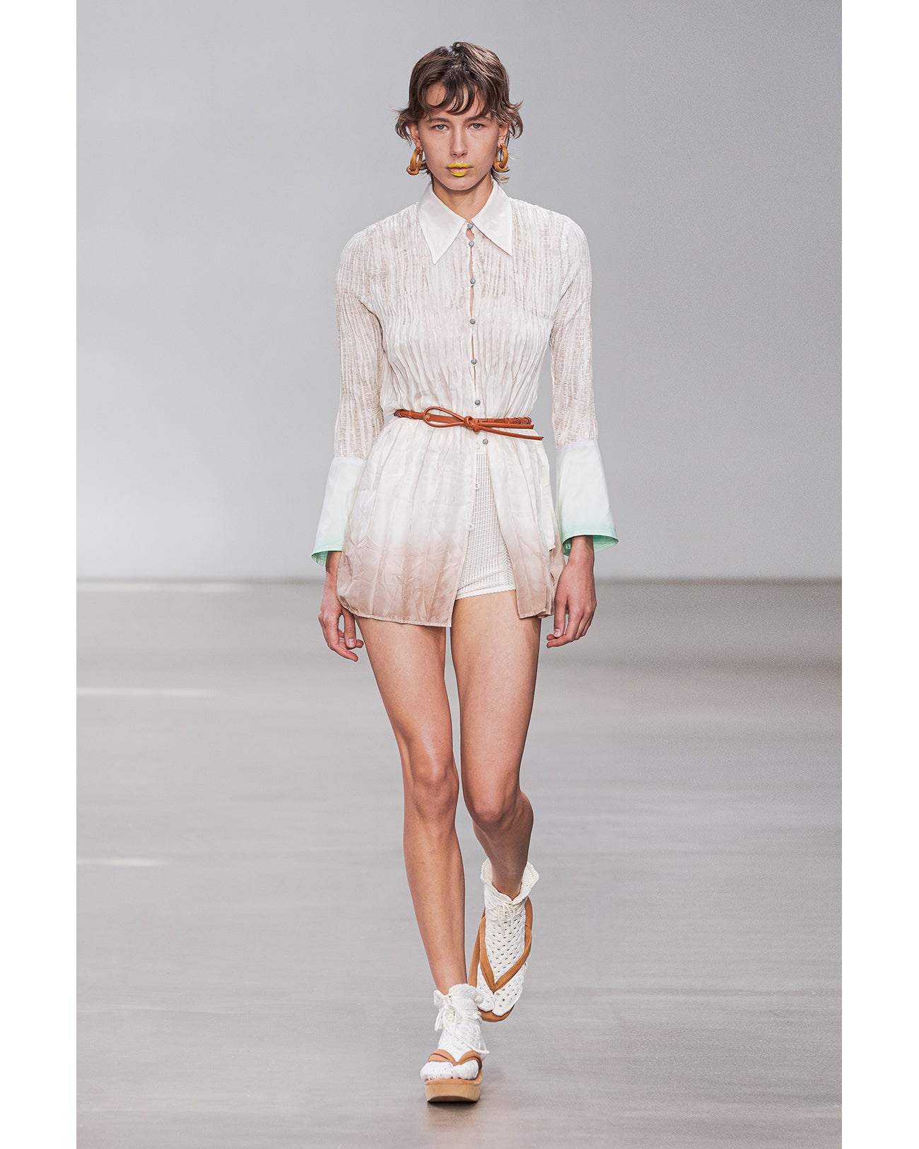 Openwork Lace-up Knitted Shorts - white